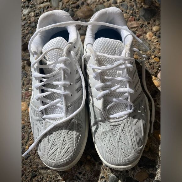 K-Swiss white/grey tennis shoes, preowned but great condition, light, comfy, 7 - Picture 3 of 14